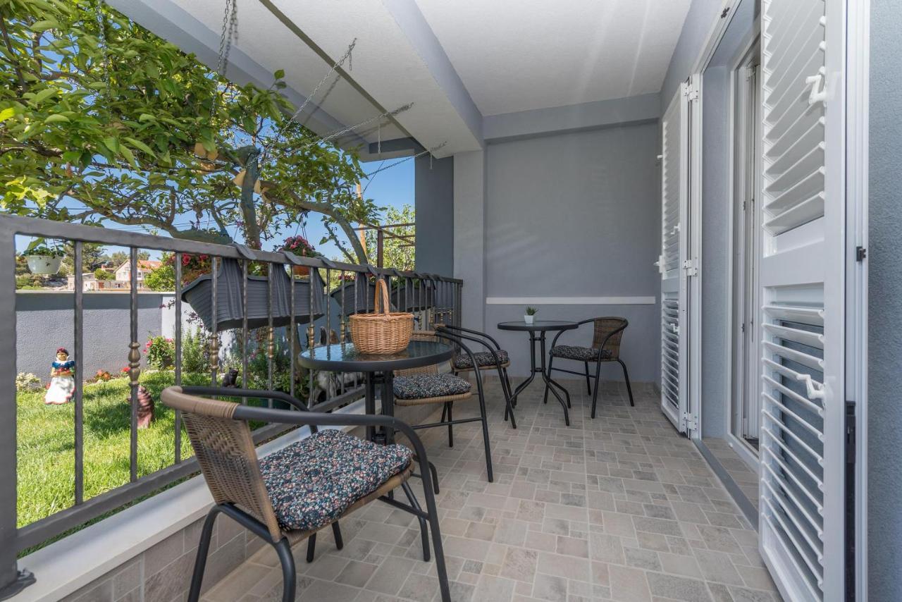 Makarska Dalija Apartment Екстериор снимка