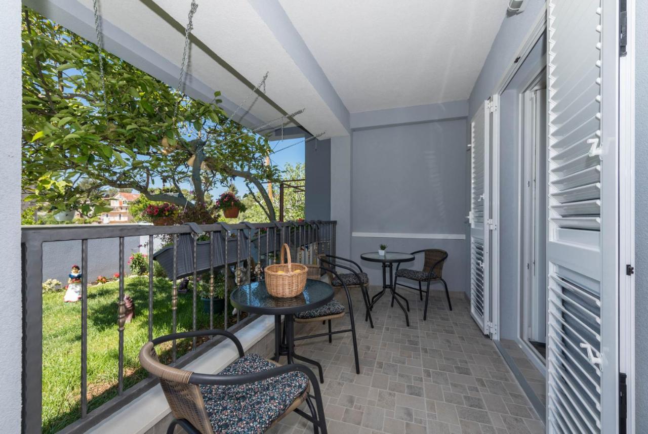 Makarska Dalija Apartment Екстериор снимка