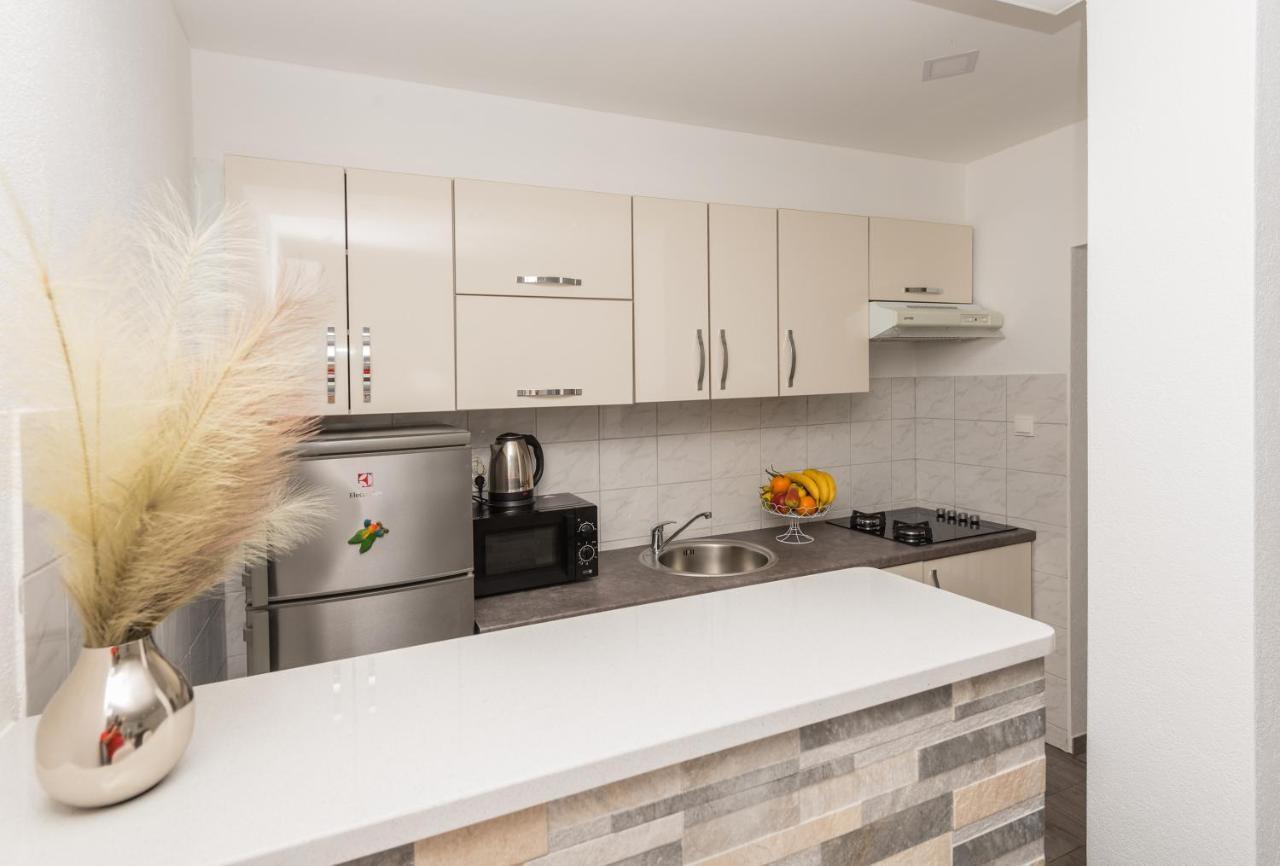 Makarska Dalija Apartment Екстериор снимка