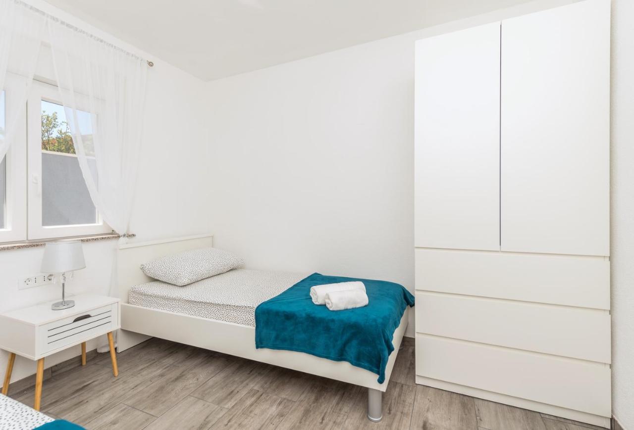 Makarska Dalija Apartment Екстериор снимка