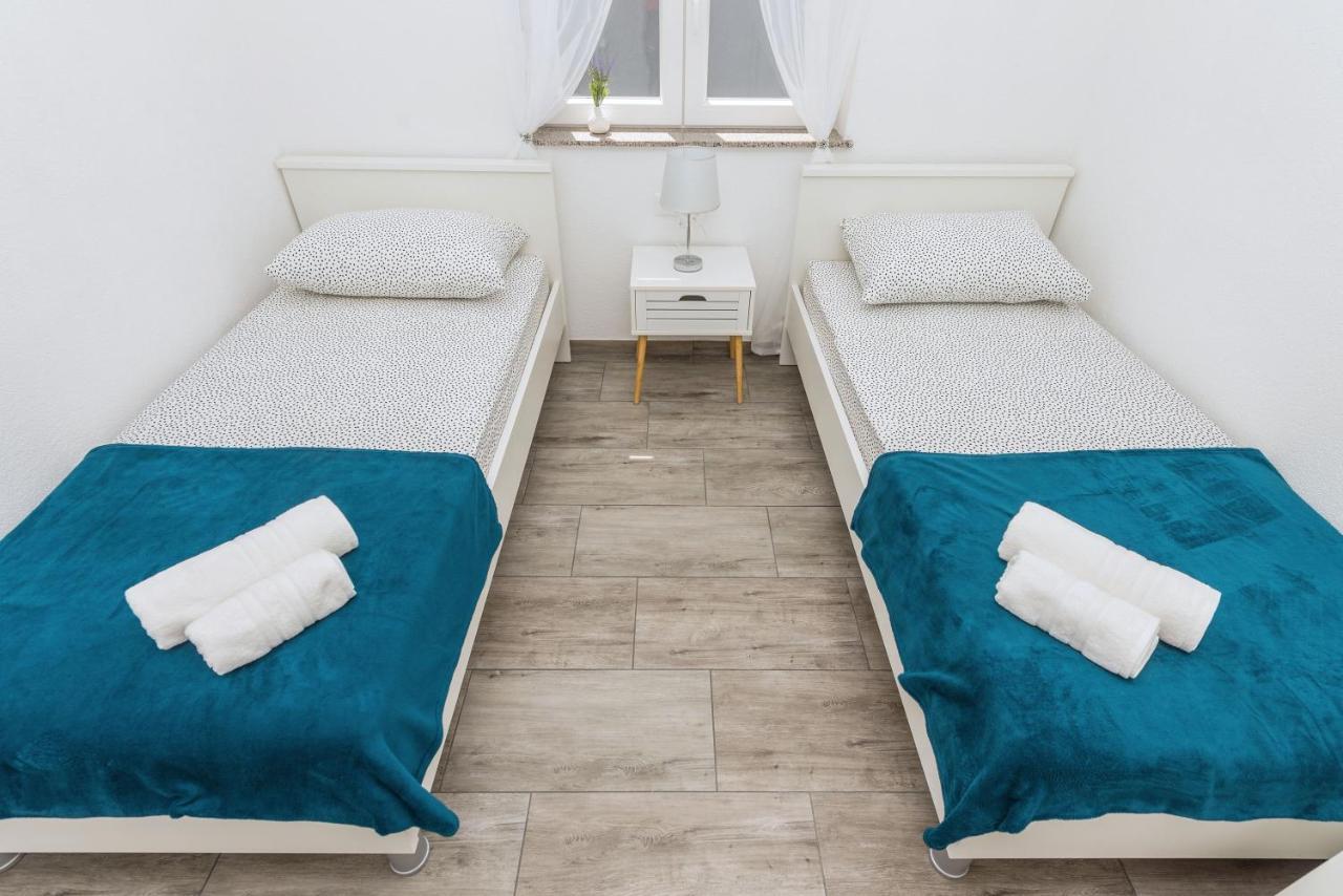 Makarska Dalija Apartment Екстериор снимка